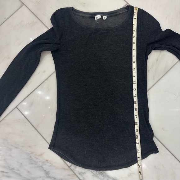 Gap long sleeve thermal tee - Picture 6 of 7